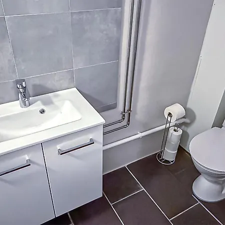 2 Bedroom Awesome In Nyaraló